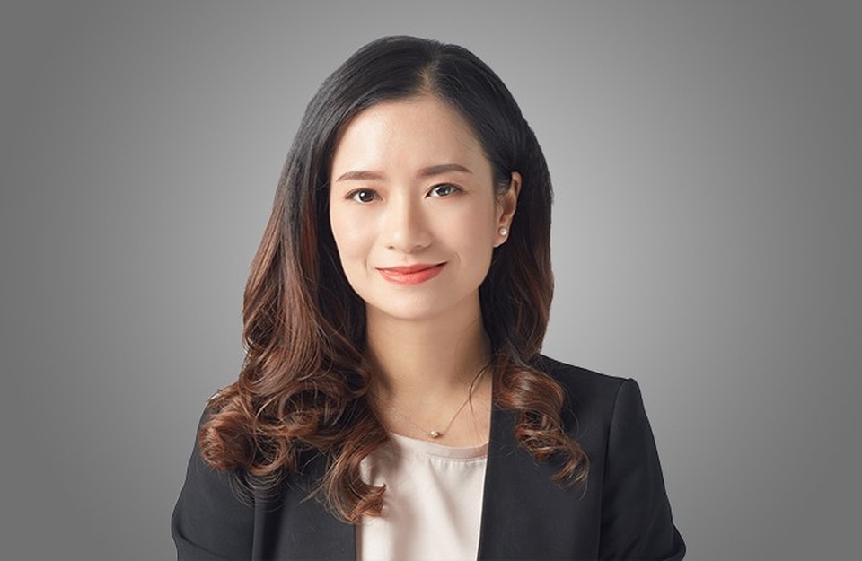 Sóng ngầm MA khách sạn với các cá mập khủng - 2 Sóng ngầm MA khách sạn với các cá mập khủng - 2