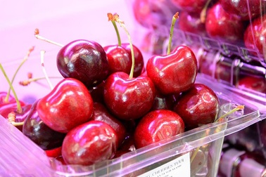 Dân Sài Thành "chuộng" hoa quả ngoại độc lạ, sang chảnh