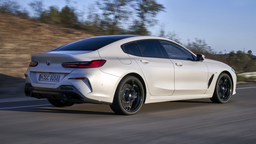 BMW lặng lẽ khai tử ba dòng xe xăng - 2 BMW lặng lẽ khai tử ba dòng xe xăng - 2