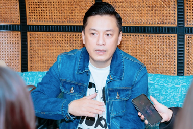 Lam Trường lần đầu tiết lộ về mối quan hệ với vợ cũ và con trai 17 tuổi