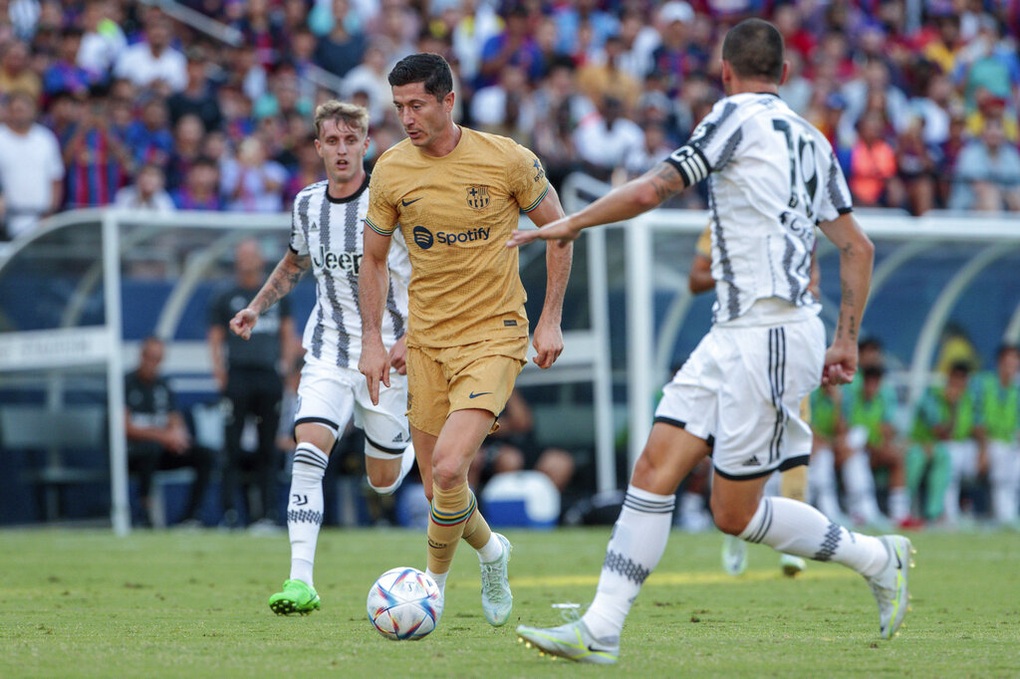 Barcelona bất phân thắng bại với Juventus - 2 Barcelona bất phân thắng bại với Juventus - 2