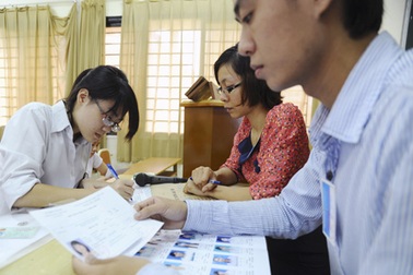 Bộ trưởng Bộ GD-ĐT mở đường dây nóng nhận phản ánh tiêu cực thi