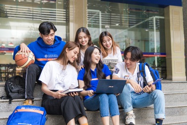 Quyết chi 30 tỷ học bổng cho thí sinh tốt nghiệp đợt 2 do Covid-19