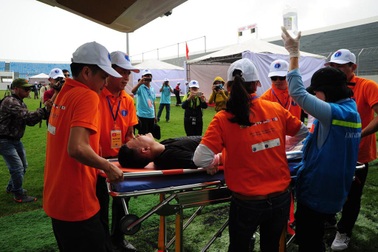 Cận cảnh màn diễn tập ứng phó y tế trong trận siêu bão