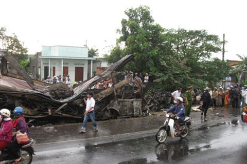 Tai nạn thảm khốc, 10 người chết cháy, 22 người bị thương