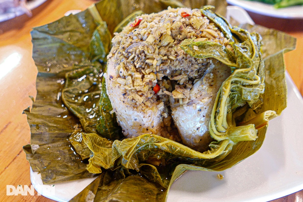 Carp steamed with bitter elixir leaves, customers will love it when they first see it - 1