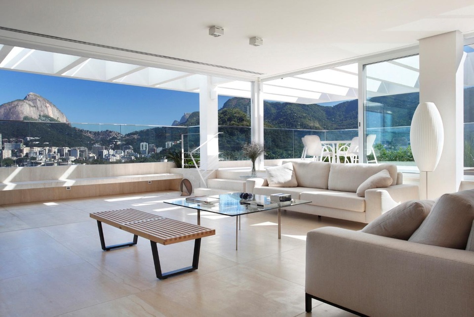 Căn penthouse “lưng tựa núi, mặt hướng biển” ai nhìn cũng mê ở Brazil - 3 Căn penthouse “lưng tựa núi, mặt hướng biển” ai nhìn cũng mê ở Brazil - 3