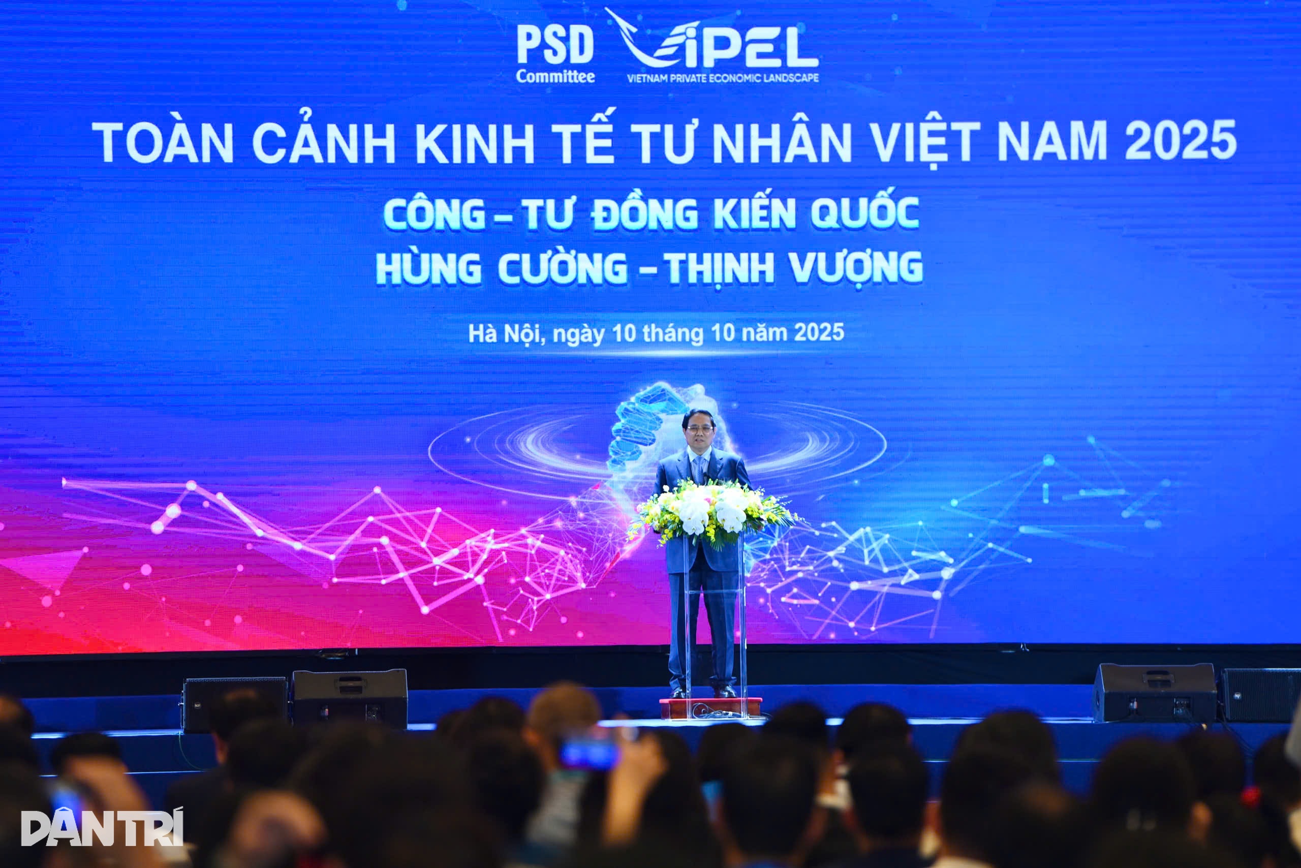Thủ tướng: Kinh tế tư nhân cần 3 tiên phong, 2 lớn mạnh để bứt phá - 1