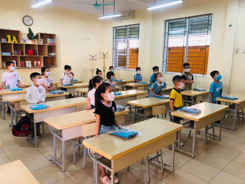 Hải Phòng: Lớp học chia ca tựu trường, đảm bảo giãn cách - 2 Hải Phòng: Lớp học chia ca tựu trường, đảm bảo giãn cách - 2