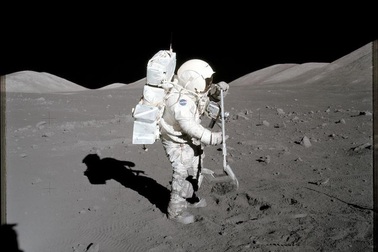 Kế hoạch 28 tỷ USD đưa phụ nữ đầu tiên lên mặt trăng