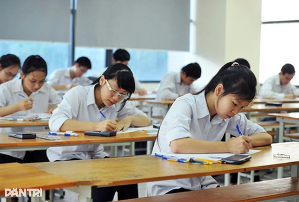Giáo sư phân tích vì sao nên thi tốt nghiệp THPT bắt buộc 2 môn toán, văn - 1 Giáo sư phân tích vì sao nên thi tốt nghiệp THPT bắt buộc 2 môn toán, văn - 1