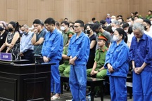 Vụ đánh bạc ở Pullman: Bị cáo hứa "nếu được án treo sẽ hiến máu suốt đời"