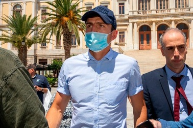 Đội trưởng Man Utd nhận án treo 21 tháng tại Hy Lạp