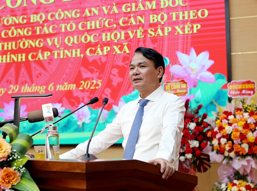 Công bố tổ chức bộ máy của công an nhiều tỉnh, thành sau sáp nhập - 2 Công bố tổ chức bộ máy của công an nhiều tỉnh, thành sau sáp nhập - 2