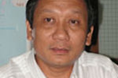 Tái xuất toàn bộ xăng có acetone qua Singapore