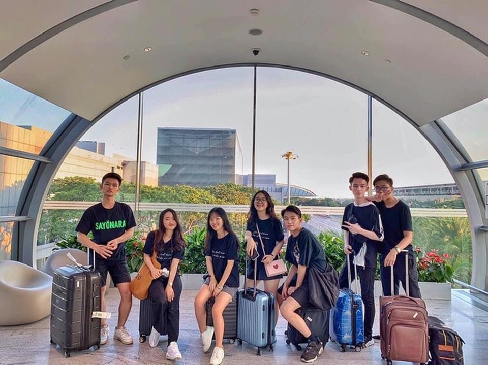Những nhóm bạn thân “nhà người ta” gây sốt mạng thời gian qua - 5 Những nhóm bạn thân “nhà người ta” gây sốt mạng thời gian qua - 5