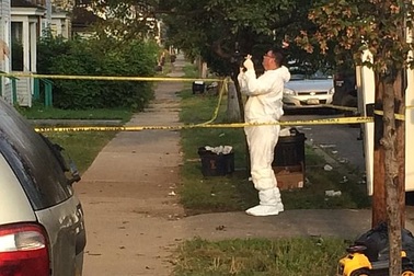 Mỹ: Cậu bé 10 tuổi bị nghi vô tình bắn chết em trai