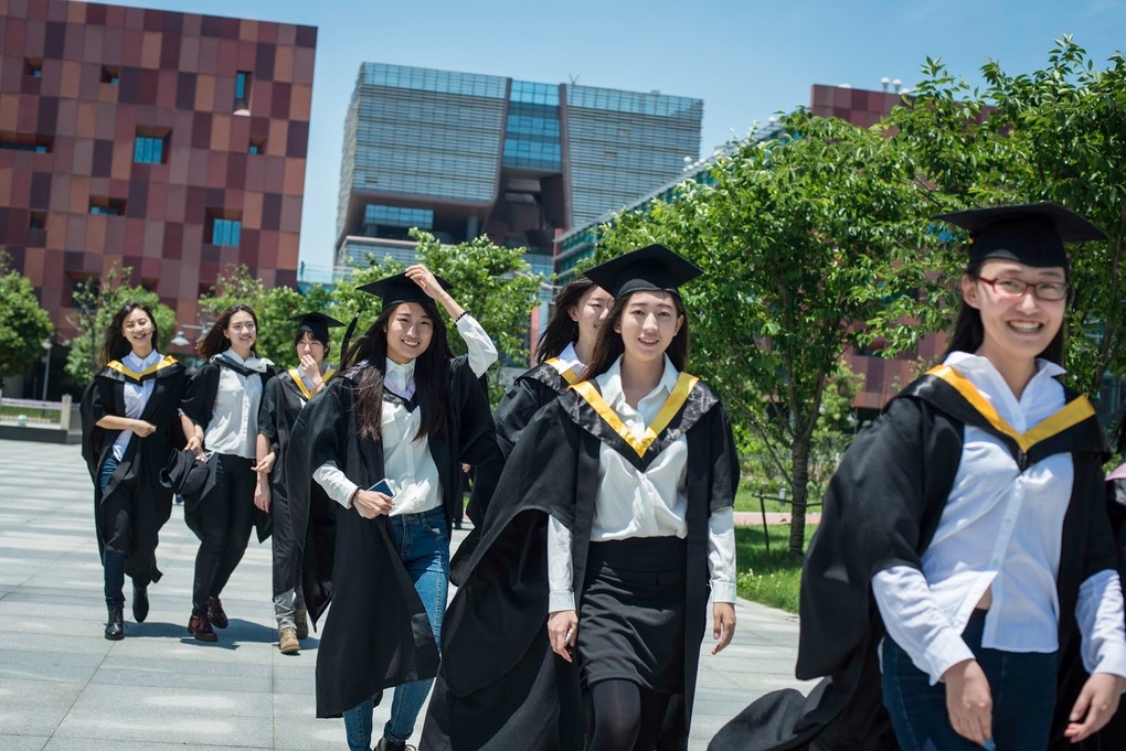Tham vọng của giới tỷ phú Trung Quốc khi đầu tư vào giáo dục đại học - 1 Tham vọng của giới tỷ phú Trung Quốc khi đầu tư vào giáo dục đại học - 1