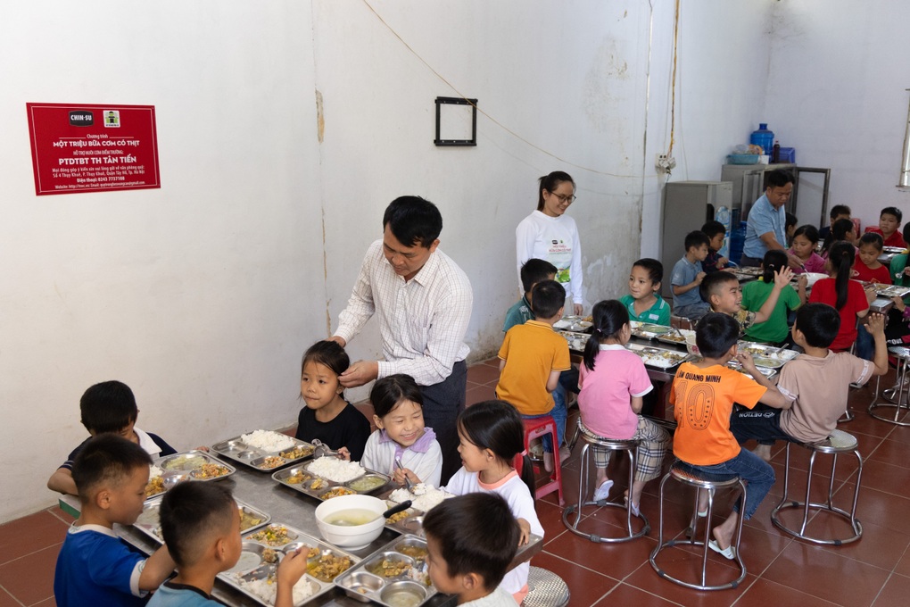 CHIN-SU khởi động chiến dịch Một triệu bữa cơm có thịt năm thứ 2 - 5 CHIN-SU khởi động chiến dịch Một triệu bữa cơm có thịt năm thứ 2 - 5