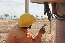 Liều lĩnh cắt trộm dây điện ở trạm biến áp cao thế