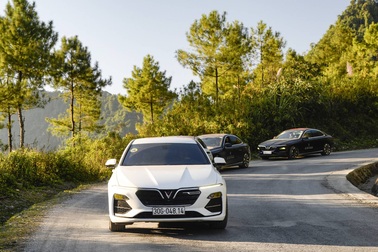 Chỉ còn 4 ngày để mua xe VinFast Lux trước bạ 0 đồng