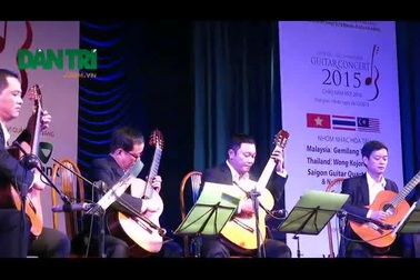 Video: Hòa tấu guitar quốc tế chào năm mới 2016 ở Đà Nẵng