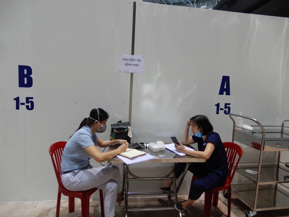 Cận cảnh bệnh viện dã chiến điều trị Covid-19 trước giờ kích hoạt - 6 Cận cảnh bệnh viện dã chiến điều trị Covid-19 trước giờ kích hoạt - 6