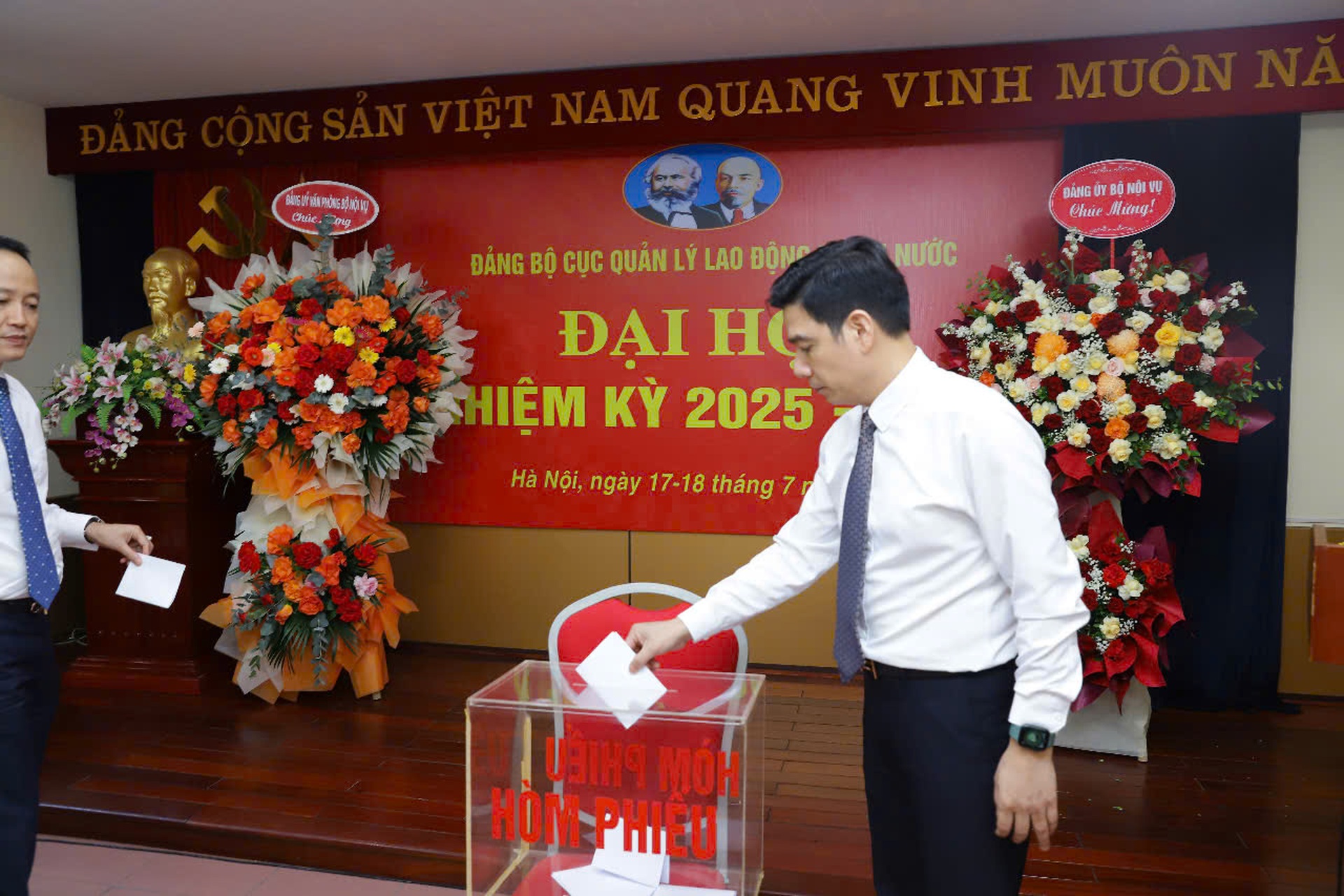 Mục tiêu đưa nửa triệu lao động ra nước ngoài làm việc 5 năm tới - 7 Mục tiêu đưa nửa triệu lao động ra nước ngoài làm việc 5 năm tới - 7
