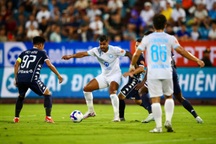 Thắng kịch tính Hải Phòng, CLB Nam Định khởi đầu V-League thuận lợi