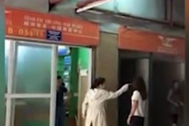 Điều tra vụ "vợ mới đánh dã man vợ cũ"