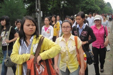 “Nhẹ nhõm” với 3 môn Hóa, Địa, Ngoại ngữ 