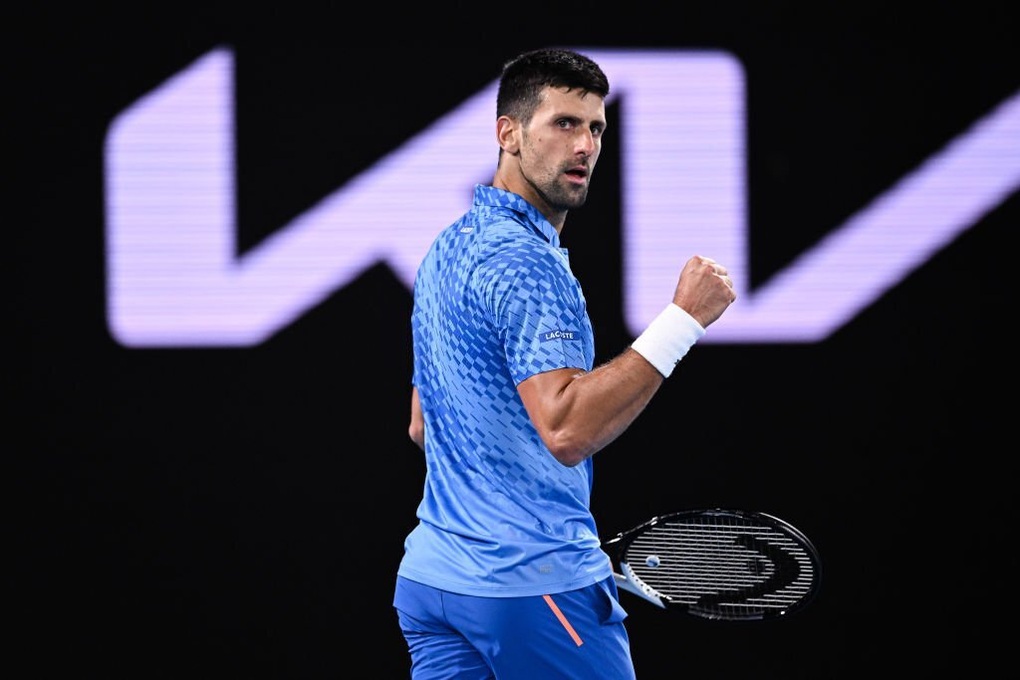 Djokovic mất hơn 3 giờ để loại tay vợt hạng 191 - 1 Djokovic mất hơn 3 giờ để loại tay vợt hạng 191 - 1