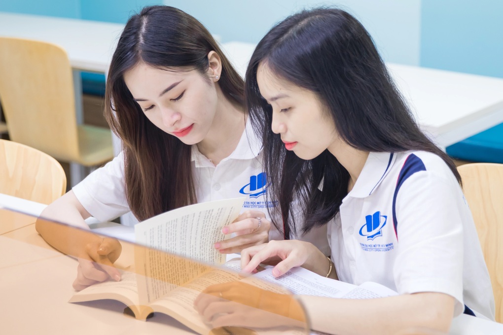 Loạt trường đại học hot ở TPHCM công bố tuyển sinh 2025 - 3 Loạt trường đại học hot ở TPHCM công bố tuyển sinh 2025 - 3