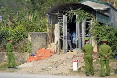 Hoãn bàn giao nhà của Bùi Văn Công trong vụ án nữ sinh giao gà