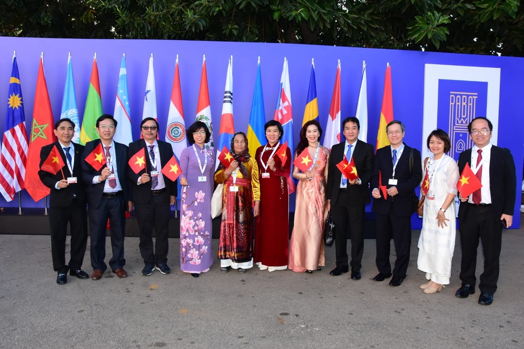 Nghệ thuật làm gốm của người Chăm là di sản văn hóa cần bảo vệ khẩn cấp - 4 Nghệ thuật làm gốm của người Chăm là di sản văn hóa cần bảo vệ khẩn cấp - 4