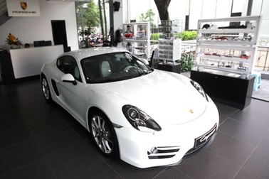 Porsche Cayman - Tràn căng sức trẻ