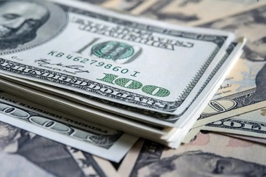 Truy tố người đàn ông Trung Quốc trộm tiền trên máy bay