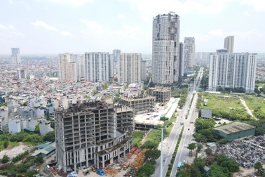 Tạm hoãn xuất cảnh với giám đốc Sông Đà Thăng Long