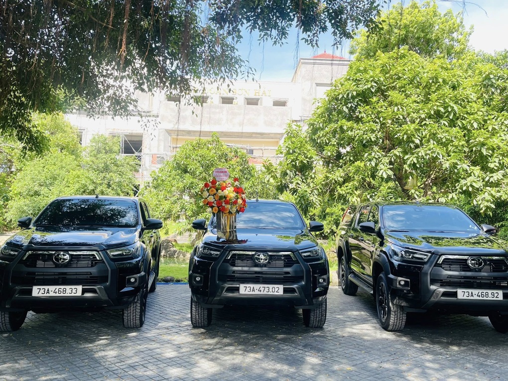 Hàng loạt ưu đãi tháng 10, mua Toyota Hilux được hỗ trợ ngay 50% thuế trước bạ - 1 Hàng loạt ưu đãi tháng 10, mua Toyota Hilux được hỗ trợ ngay 50% thuế trước bạ - 1