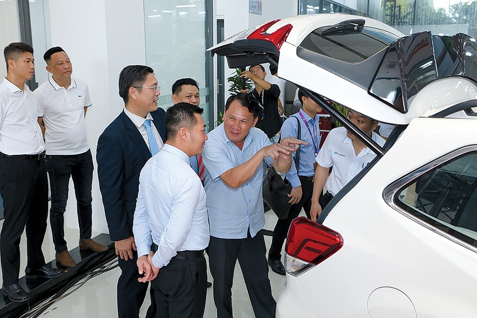Xe nội giảm phí trước bạ, xe nhập vẫn đắt hàng - 2 Xe nội giảm phí trước bạ, xe nhập vẫn đắt hàng - 2