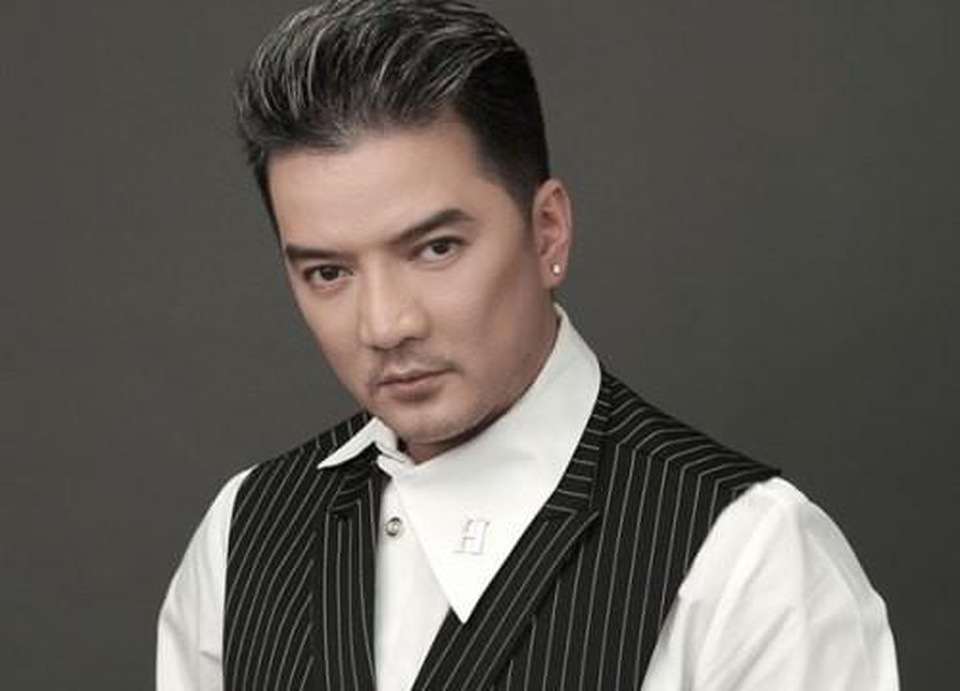 Ca sĩ Đàm Vĩnh Hưng bị kiện đòi bồi thường 150 triệu đồng - 1 Ca sĩ Đàm Vĩnh Hưng bị kiện đòi bồi thường 150 triệu đồng - 1