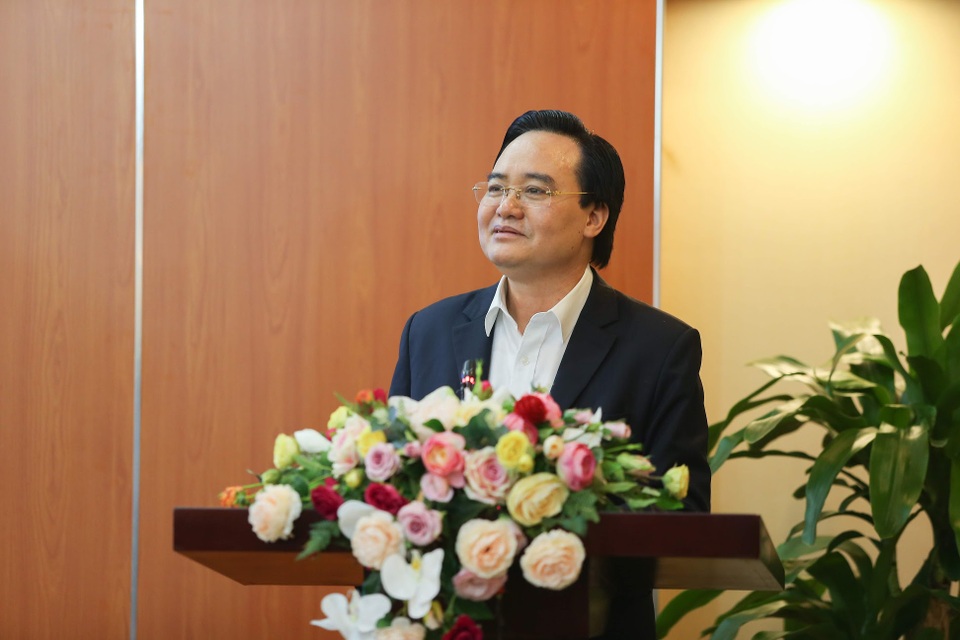 Covid-19: Hỗ trợ hàng ngàn tỷ đồng để ngành giáo dục duy trì dạy - học - 4 Covid-19: Hỗ trợ hàng ngàn tỷ đồng để ngành giáo dục duy trì dạy - học - 4