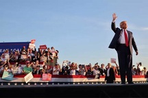 "Cử tri nhút nhát" - nhân tố khiến các khảo sát về ông Trump sai lệch