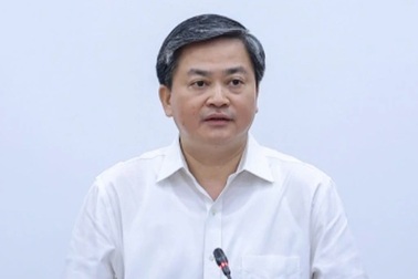 Cựu Bí thư Bến Tre được tặng 4 đồng hồ Patek, bộ gậy golf tiền tỷ