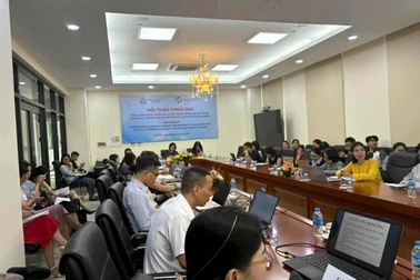 Gần 40% lao động nữ làm việc tự do có thu nhập cao hơn chồng