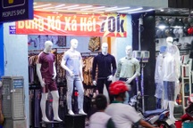 Shop thời trang "chết" la liệt: Hết thời hay hết tiền?