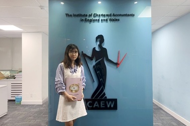 Phạm Nhật Quyên - cô gái nhỏ chinh phục chứng chỉ CFAB trong vòng 9 tháng