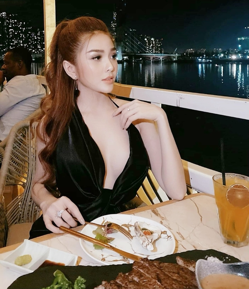 2 thánh nữ Mì Gõ quần quật trong phòng gym nên đường cong đẹp mê hồn - 16 2 thánh nữ Mì Gõ quần quật trong phòng gym nên đường cong đẹp mê hồn - 16