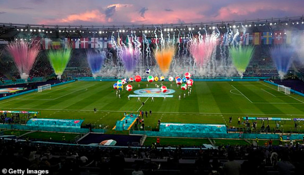 Lễ khai mạc đầy màu sắc và ấn tượng của Euro 2020 - 6 Lễ khai mạc đầy màu sắc và ấn tượng của Euro 2020 - 6