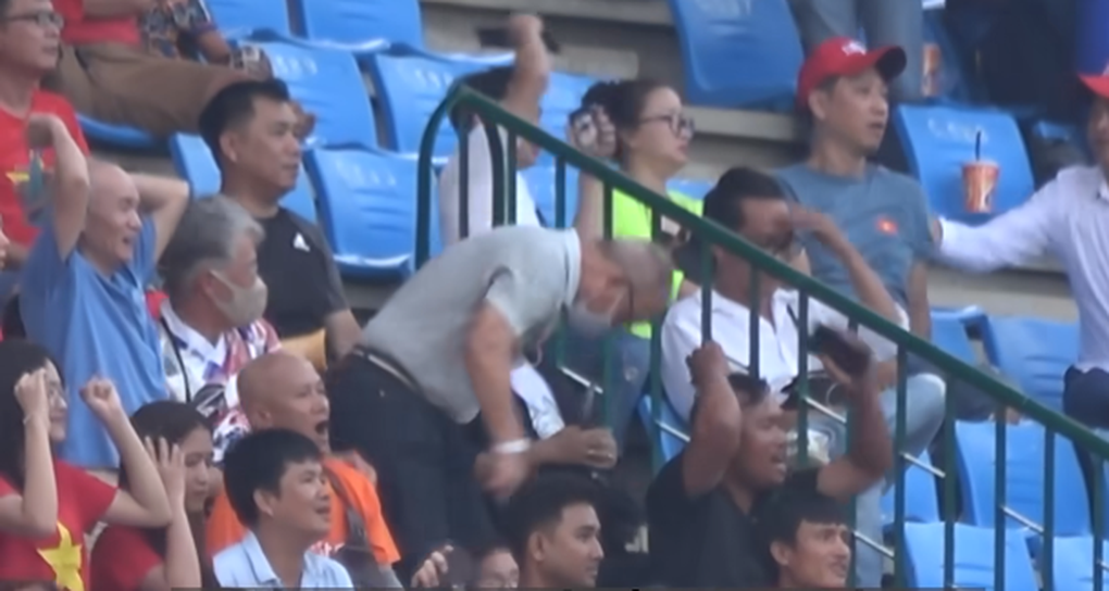Báo Indonesia: HLV Park bực tức khi U22 Việt Nam thua đau Indonesia - 1 Báo Indonesia: HLV Park bực tức khi U22 Việt Nam thua đau Indonesia - 1